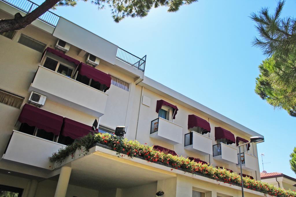 Hotel New Primula Rimini Exterior photo